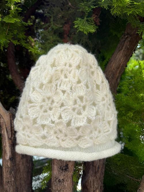 Beige beret