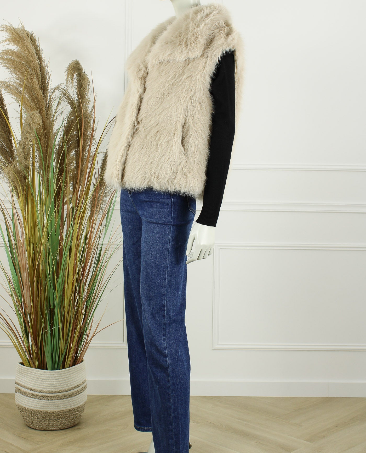 Faux Fur Gilet Olivia – Beige